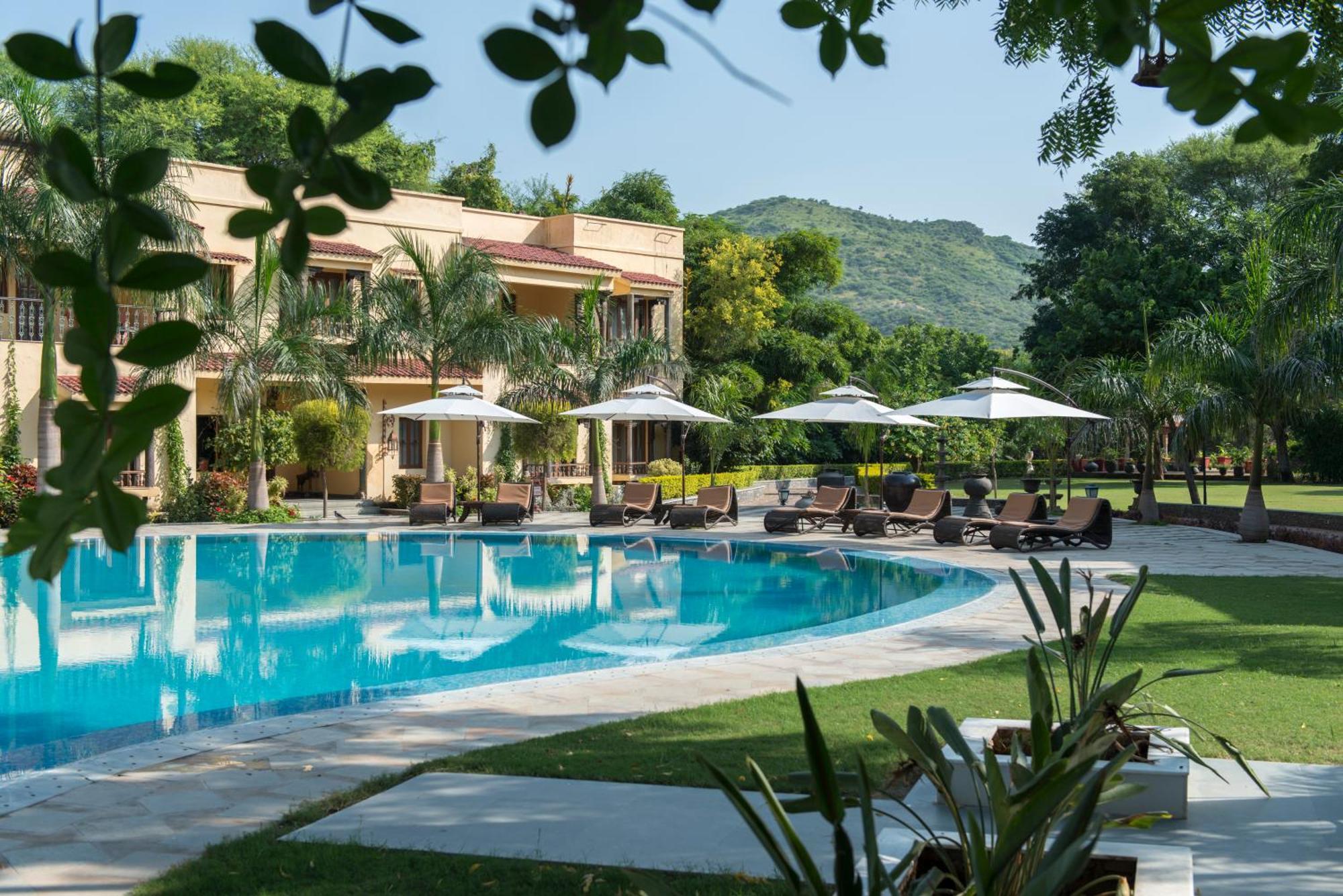 The Royal Retreat Resort & Spa Udaipur Eksteriør bilde