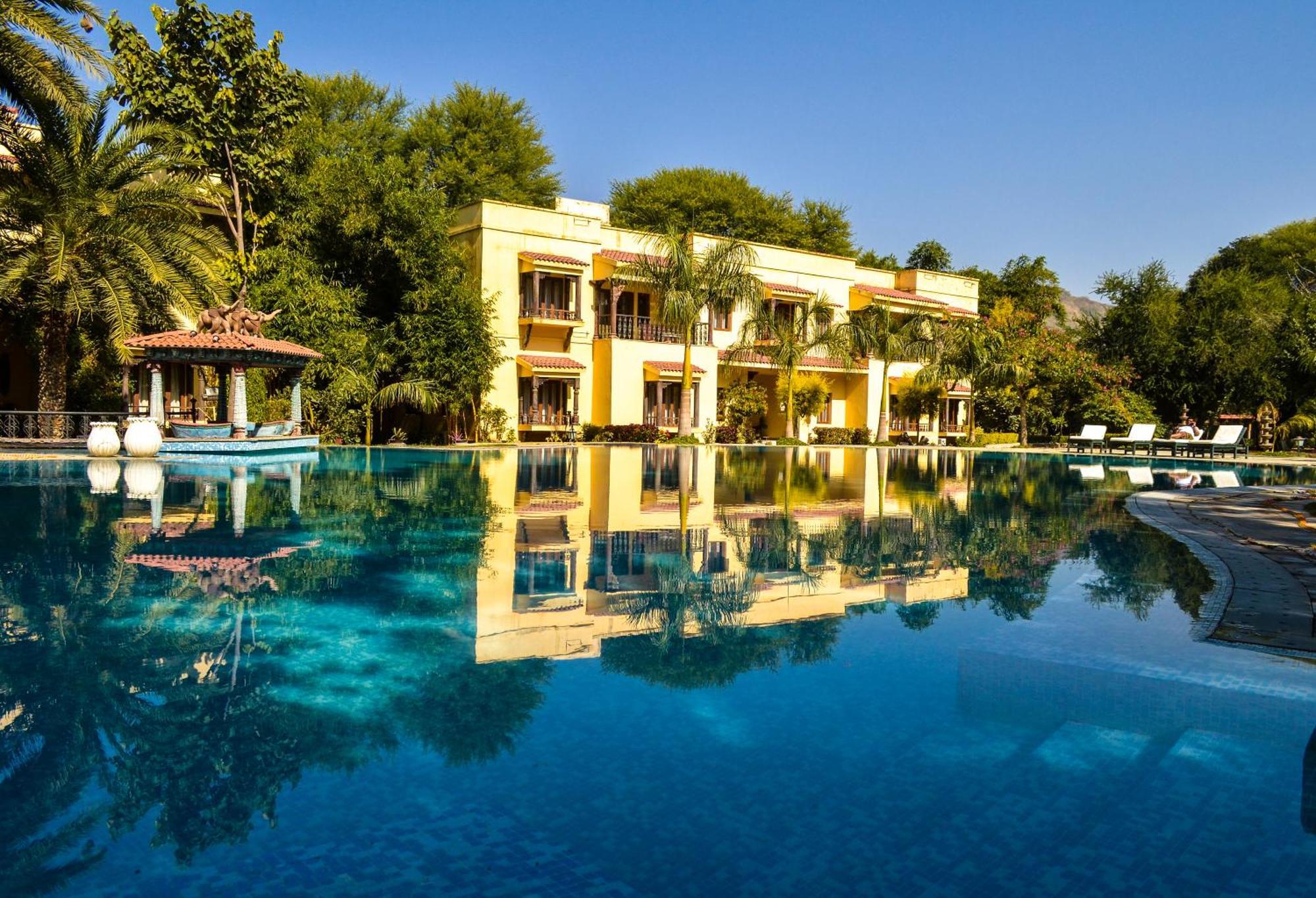 The Royal Retreat Resort & Spa Udaipur Eksteriør bilde