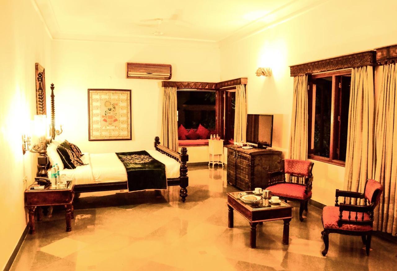The Royal Retreat Resort & Spa Udaipur Eksteriør bilde